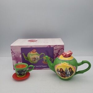 Wizard Of Oz Salt & Pepper Teapot‎ Shakers Retired Vandor 71034